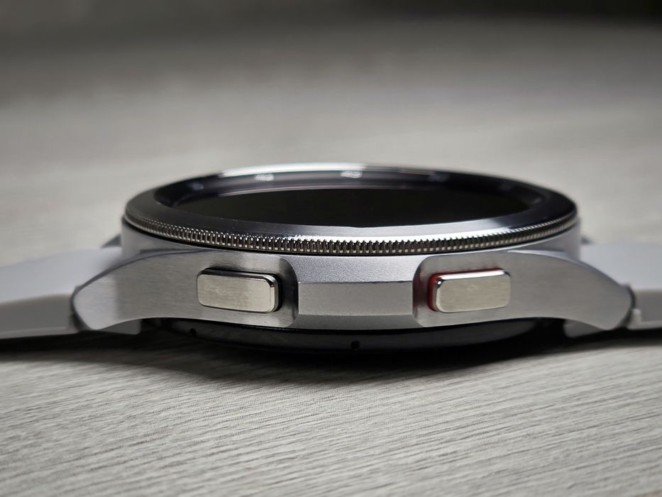 Смарт-годинник Samsung Galaxy Watch4 Classic 46mm LTE Silver (SM-R895)