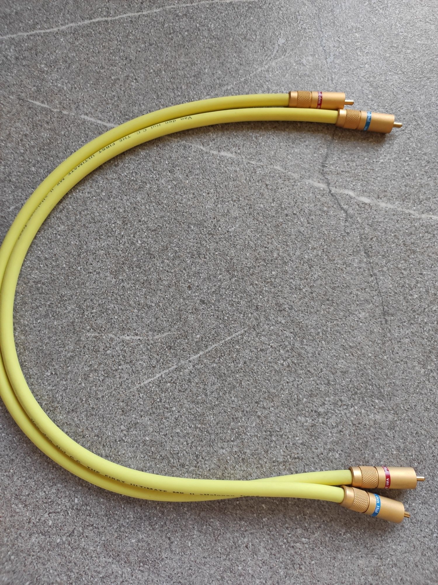 Кабель межблочный Van Den hul First Ultimate MK2 RCA