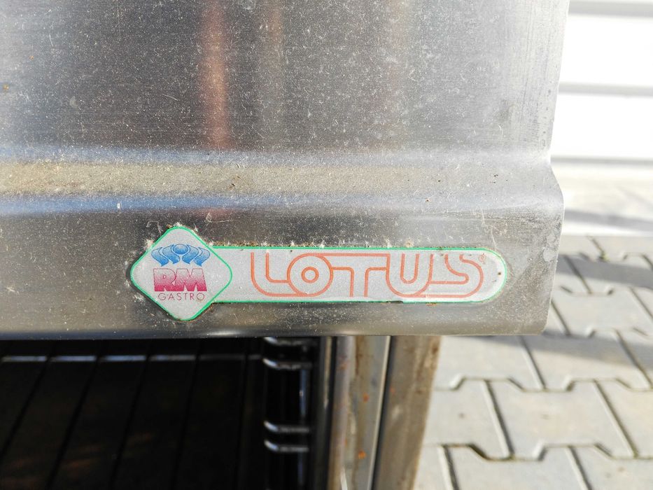 Kuchnia gazowa LOTUS z płytą i piekarnikiem