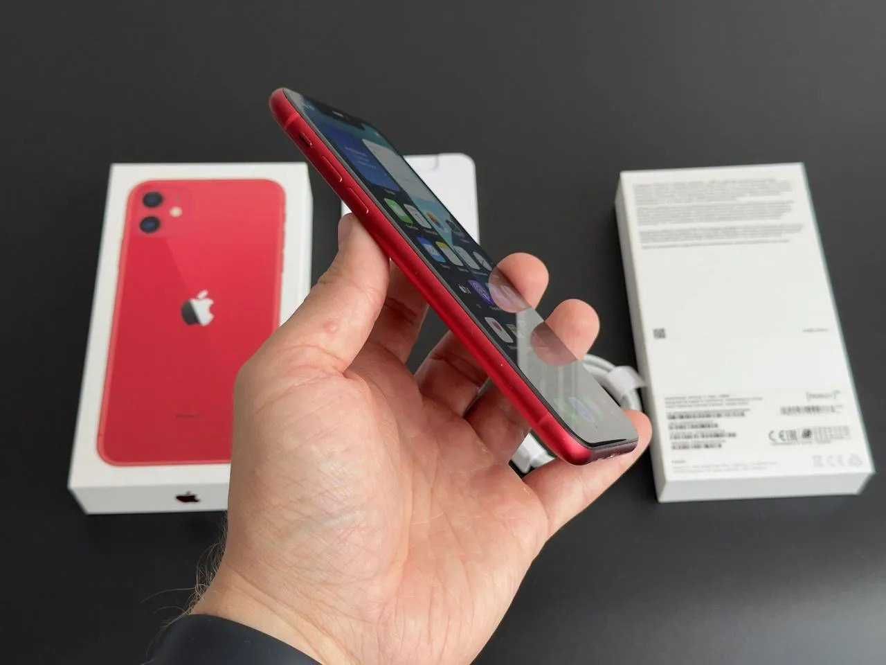 iPhone 11 Product RED 100% батарея