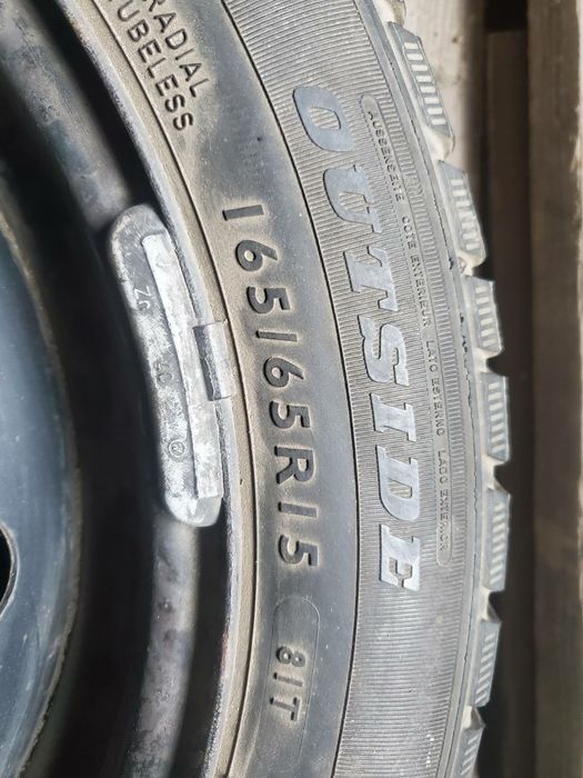 Шини зимові з дисками на Renault 4шт.