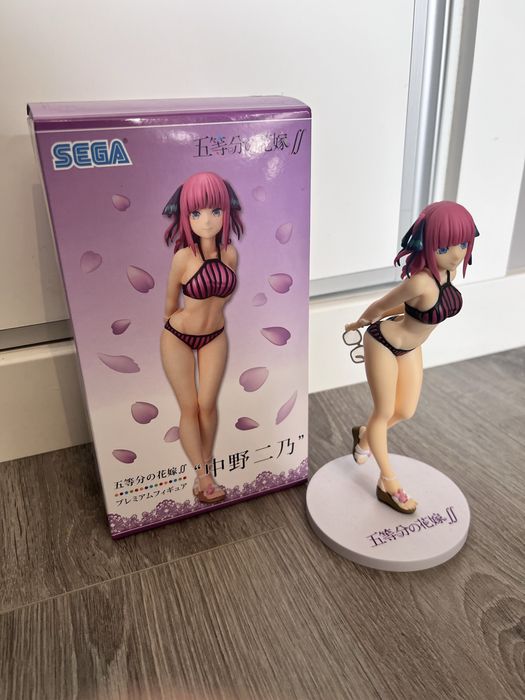 Nino Nakano Sega - Statue