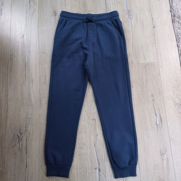 Spodnie dresowe rozm. 152 (Smyk).