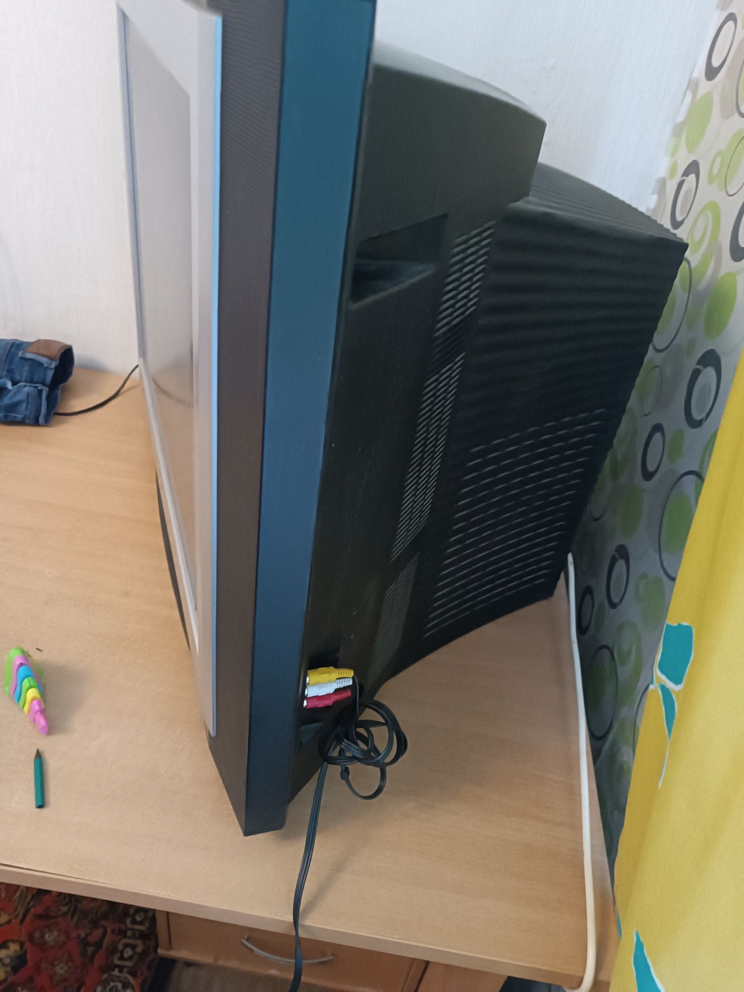 Телевізор lg flatron