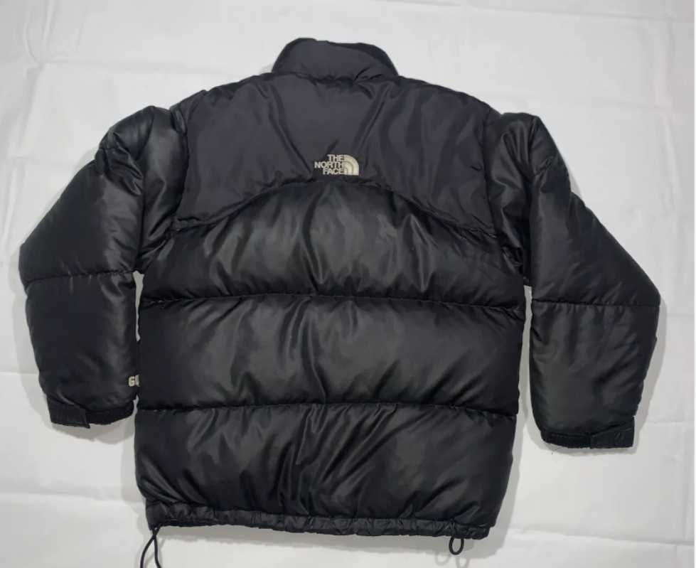 Męska kurtka puchowa North Face.Trzymaj się ciepło zimą