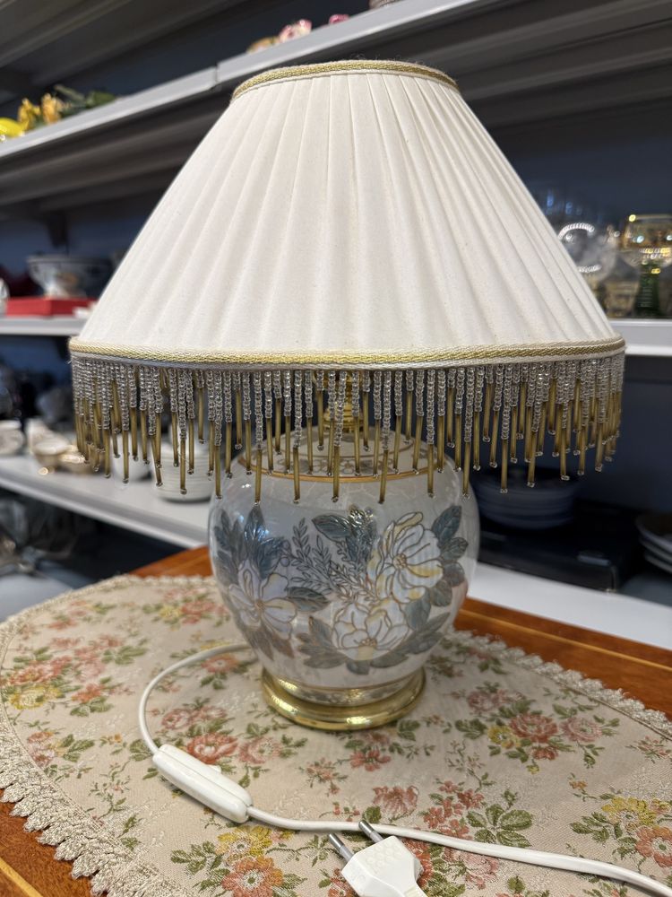 Lampa Lampka stołowa nocna wzór kwiatowy abażur z dekoracją 1081