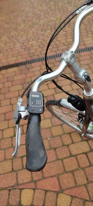 Sorzedam rower elektryczny GIANT twist lite