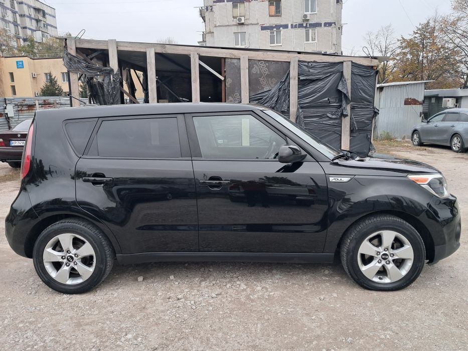 Продам KIA SOUI автомат