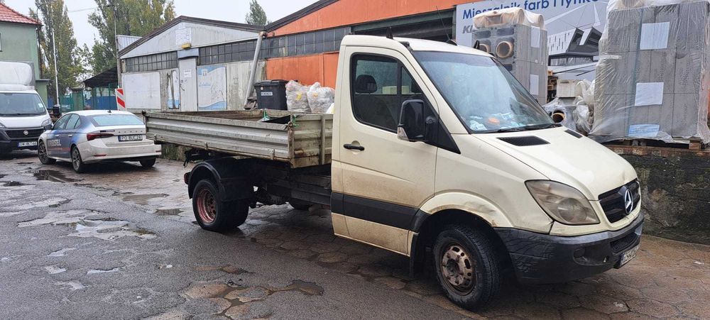 Transport Plandeka Wywrotka Szybko I Solidnie LUKTRANS