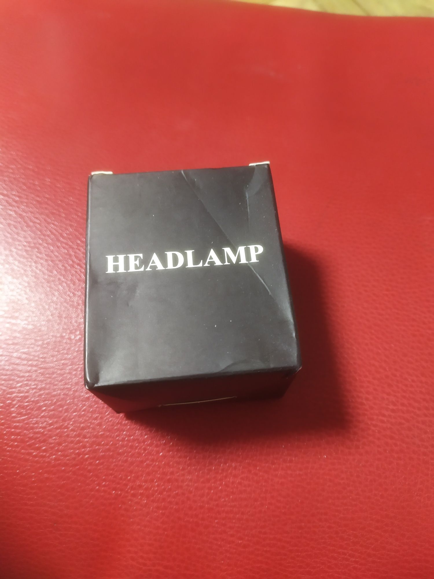 Ліхтарик налобний
