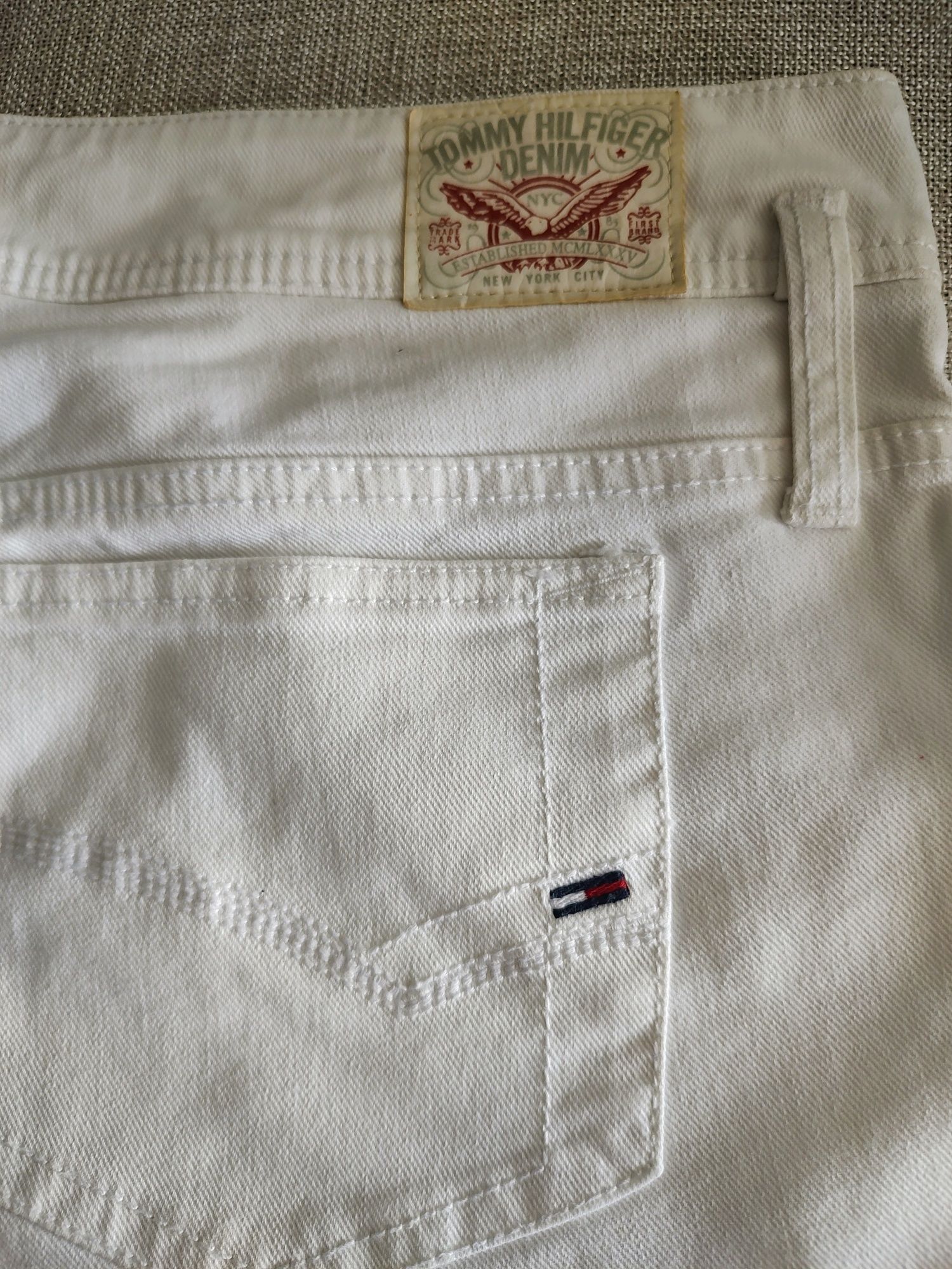 Tommy Hilfiger denim spodenki 3/4