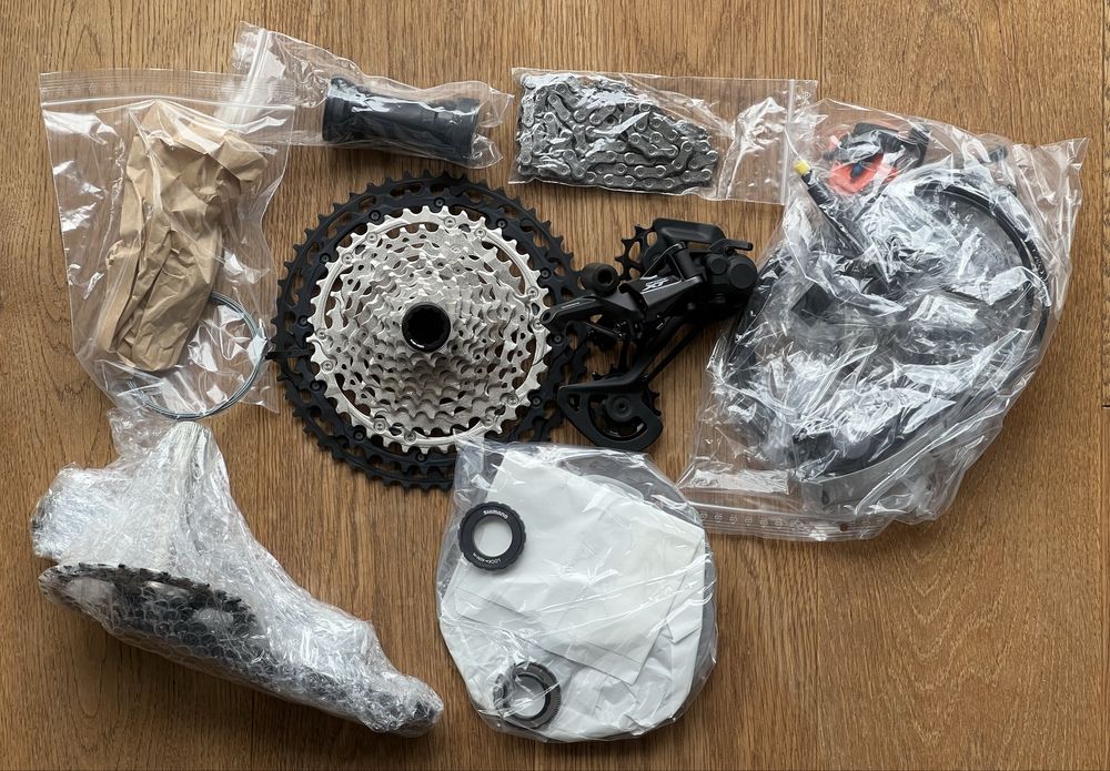 Kompletna Grupa SHIMANO DEORE XT M8100 z tarczami