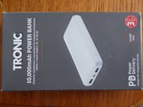 Nowy z wyświetlaczem LED, Power Bank 10000mAh Li-Ion TRONIC 5V/3A