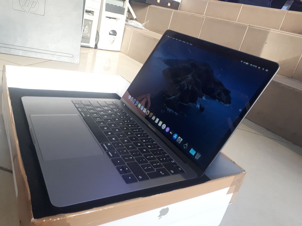 macbook pro 13 2017 a1708 i5 8gb  256ssd matryca bateria obudowa