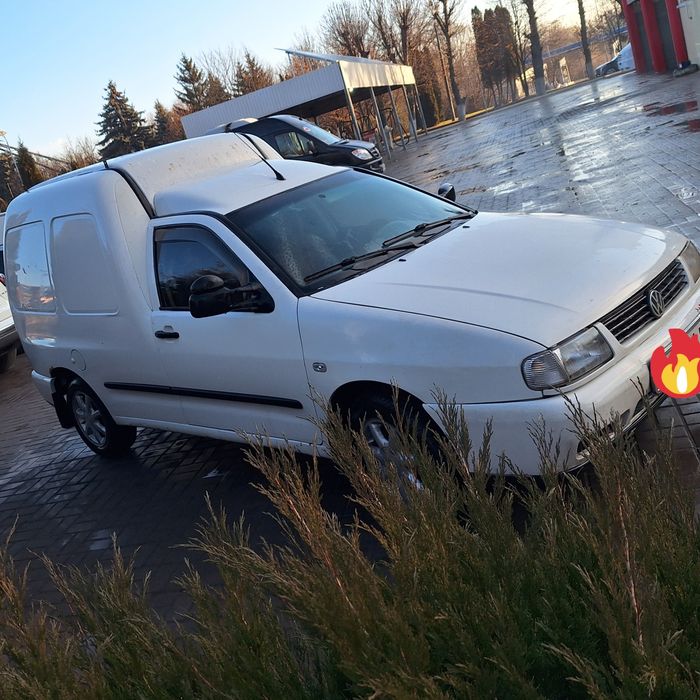 Фольцваген кадік  1,4 бензин