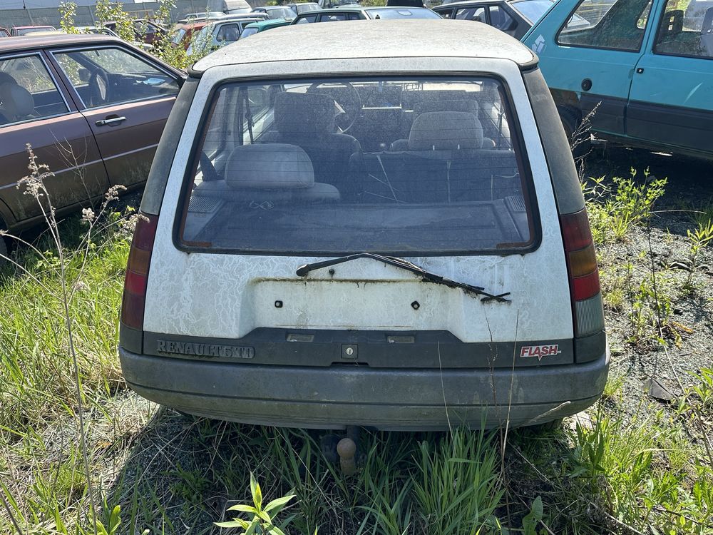 Renault 5 na części