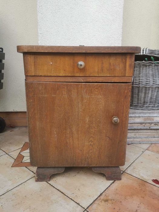 Nocna szafka, dębowa stara do renowacji