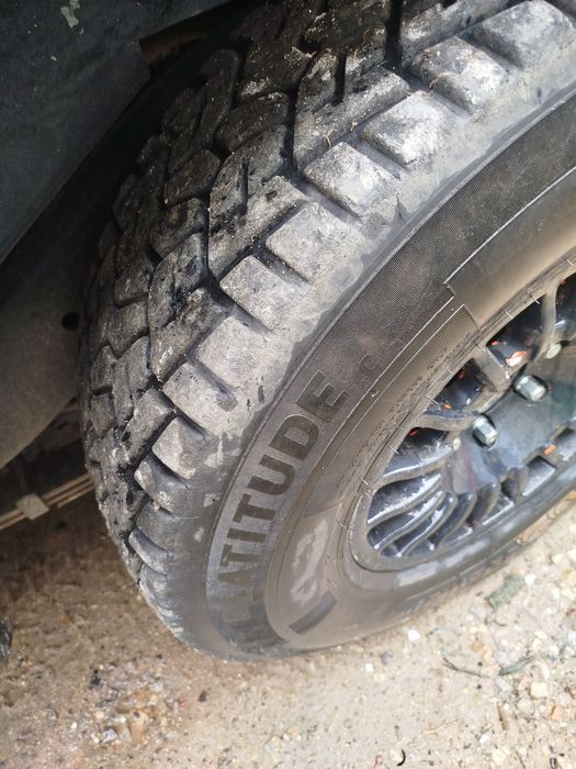 Pneus BF Goodrich 245 80 r16