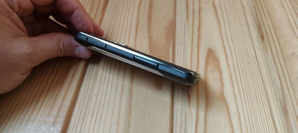 Nokia C5-00     .