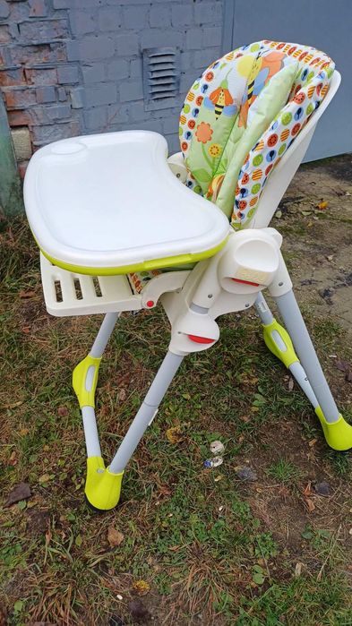 Продам дитячу краватку гойдалку з матрацом.Столик для годування в пода