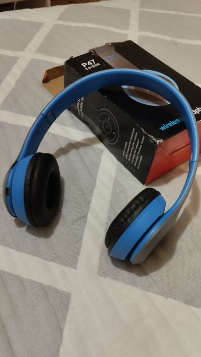 Бездротові навушники