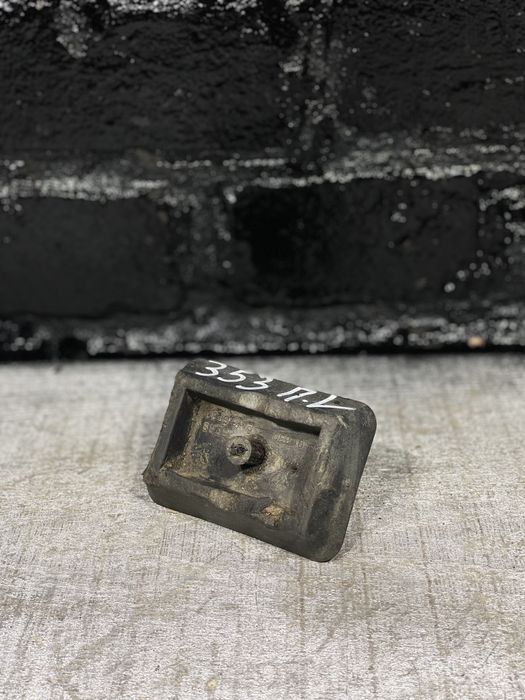 Піддомкратник БМВ Х5 Е53