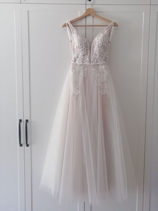 Suknia ślubna litera A xxs