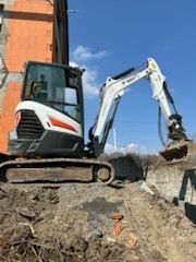 Minikoparka z operatorem Bobcat E27  140zł/h
