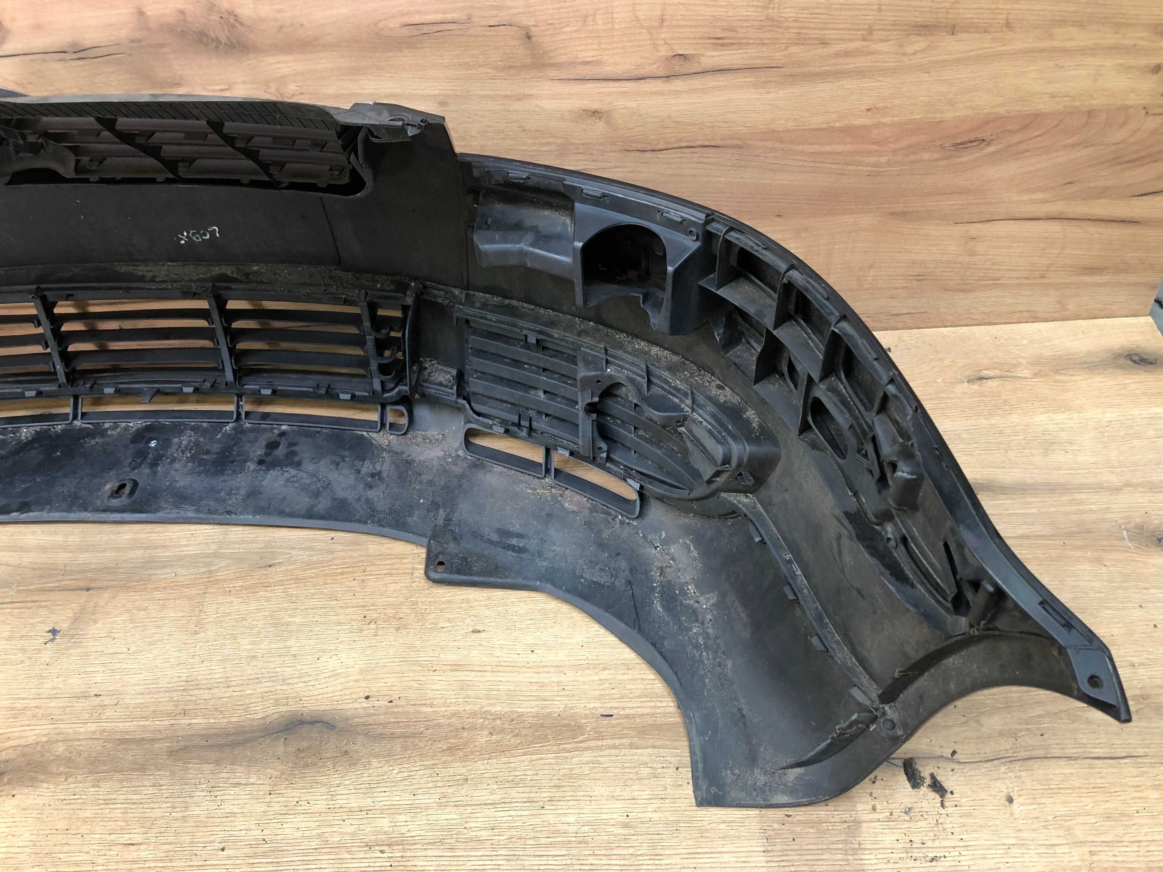Zderzak przedni Vw Passat B5 lift kolor lc9x