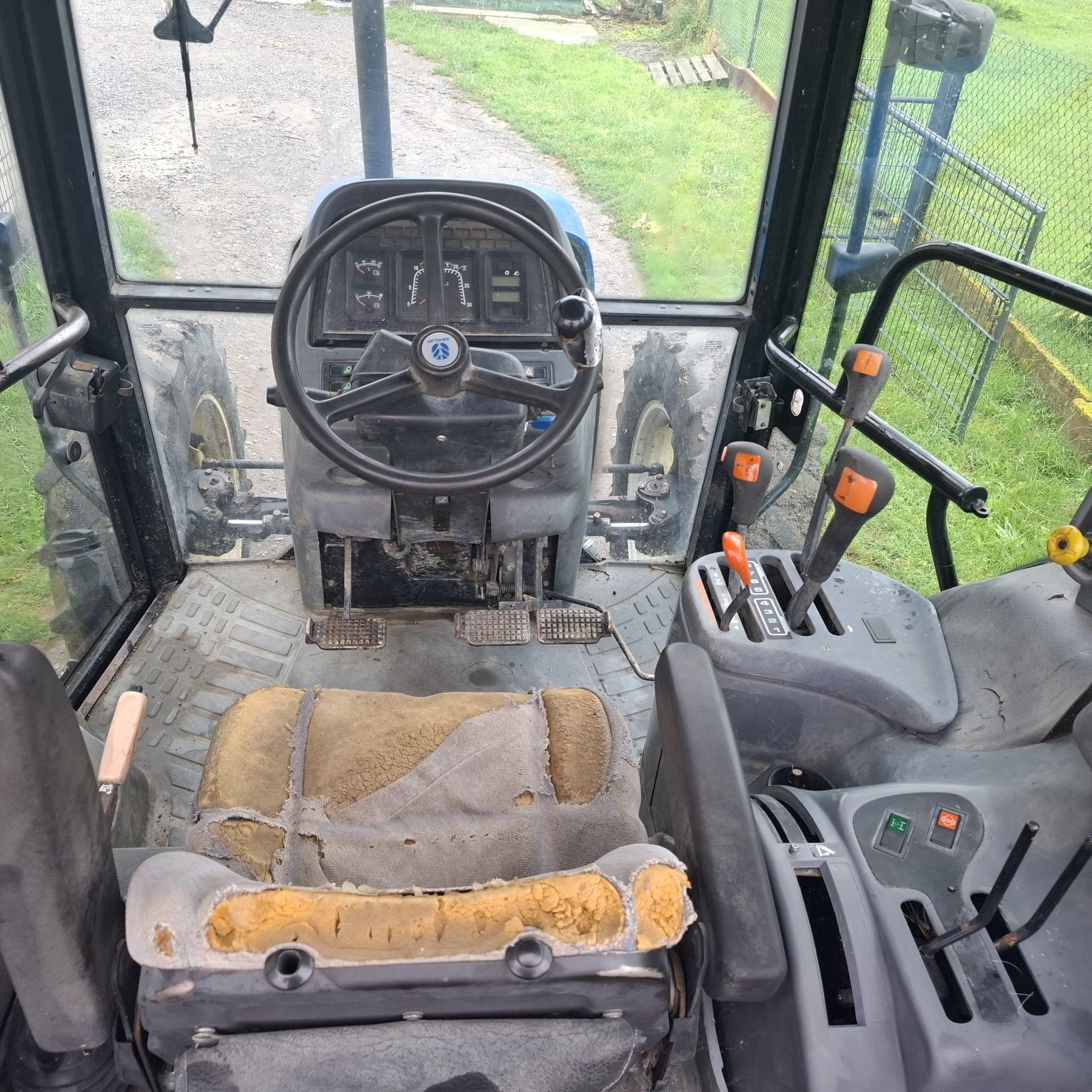 New Holland Ts 100