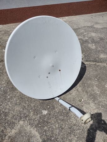 Talerz satelitarny antena satelitarna