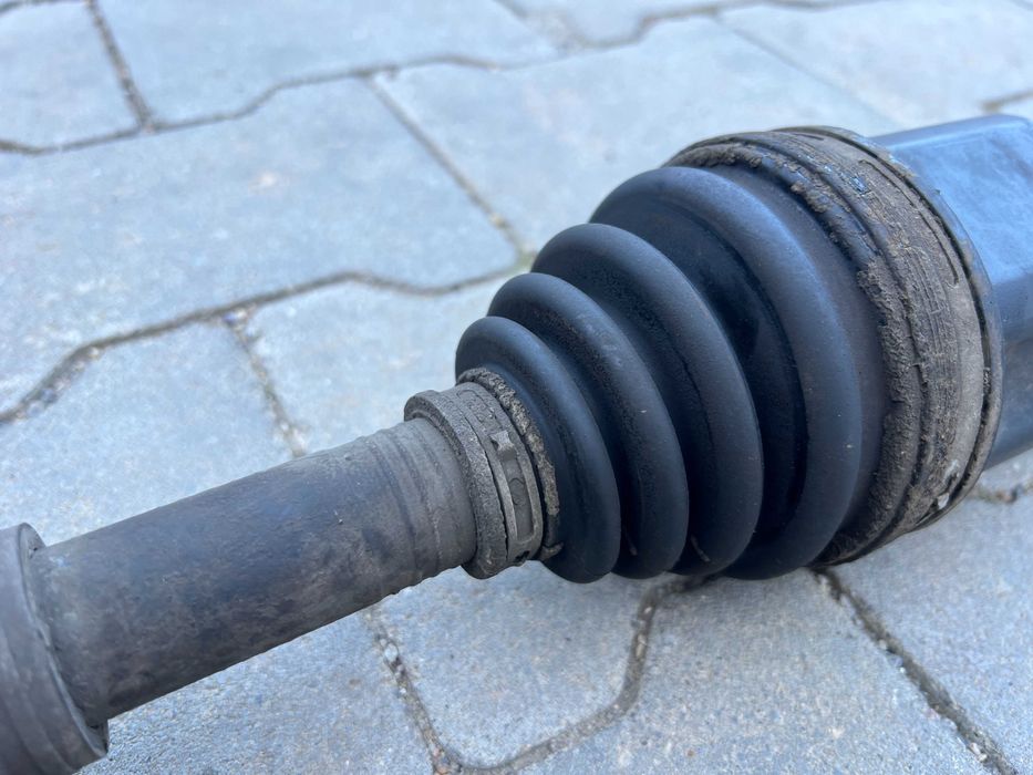 Продам Привід правий Toyota Camry 2.5 (2013) АКПП. Відмінний стан!