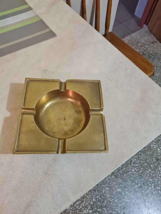 Popielniczka z mosiądzu