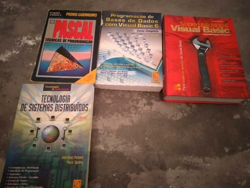 Diversos livros de informática e matemática
