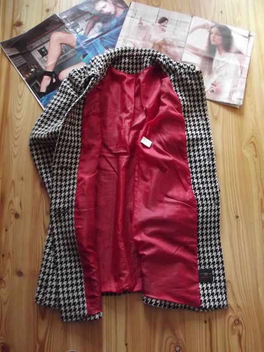 Płaszcz biało-czarny r.38 New Look