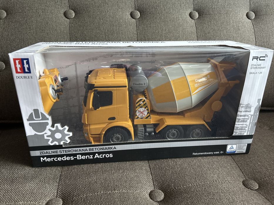 Betoniarka zdalnie sterowana Mercedes-Benz Nowa!