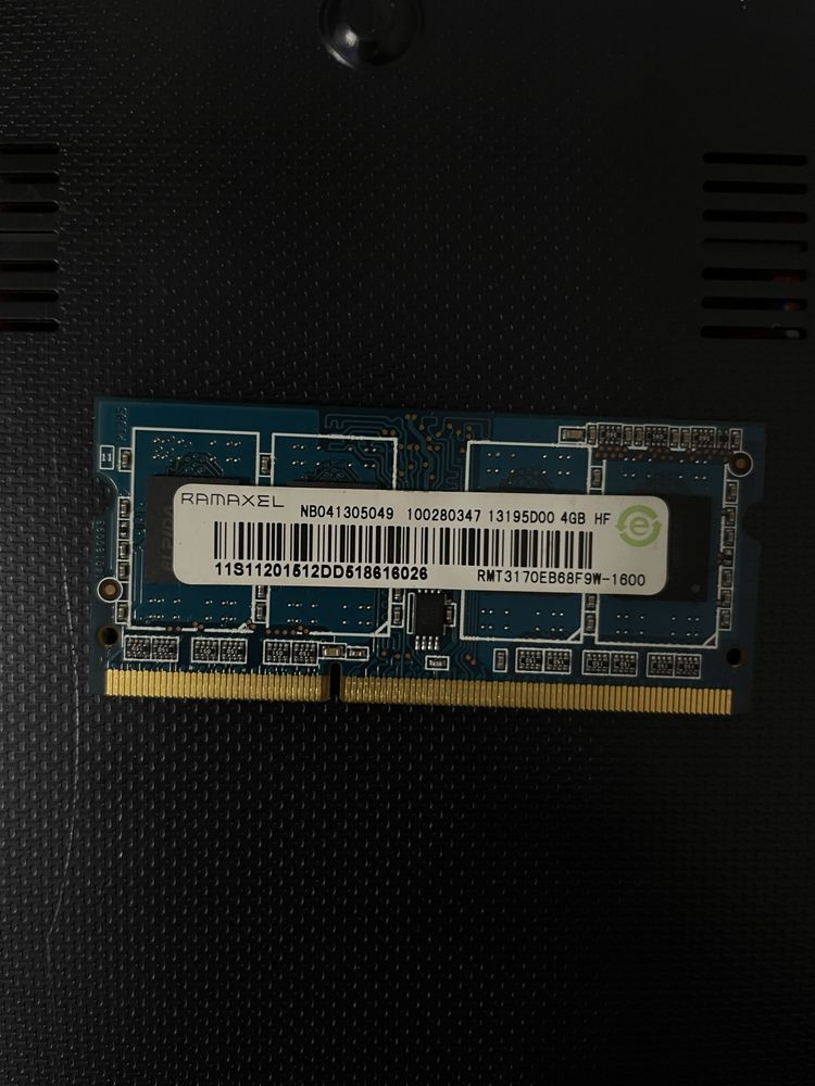 Плашка памяти для ноутбоков DDR3L