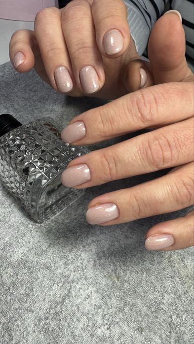 Манікюр педикюр Дубово