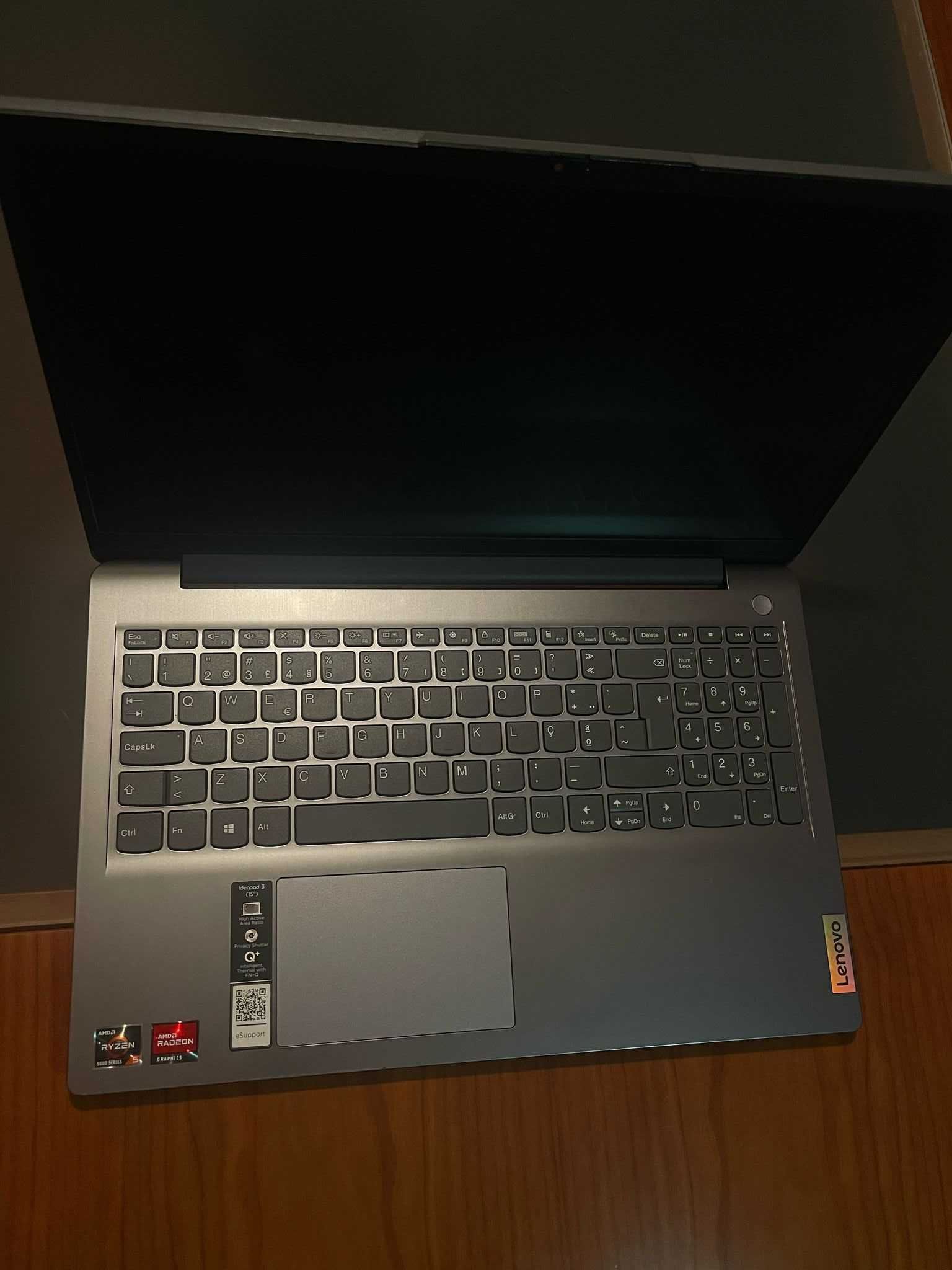 Portátil LENOVO Ideapad 3