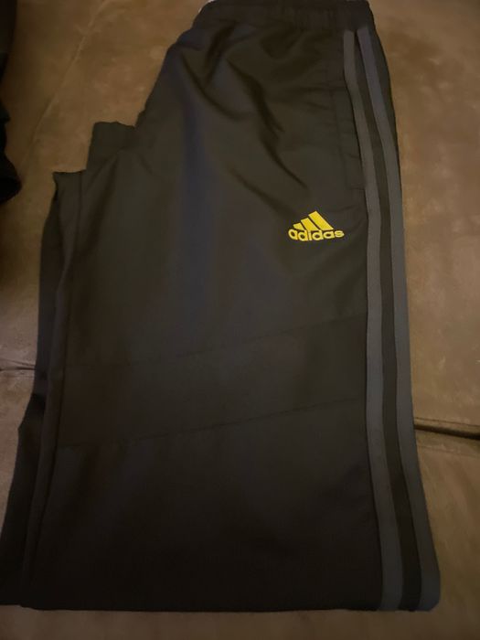 Calças Pretas Adidas 11/12 anos