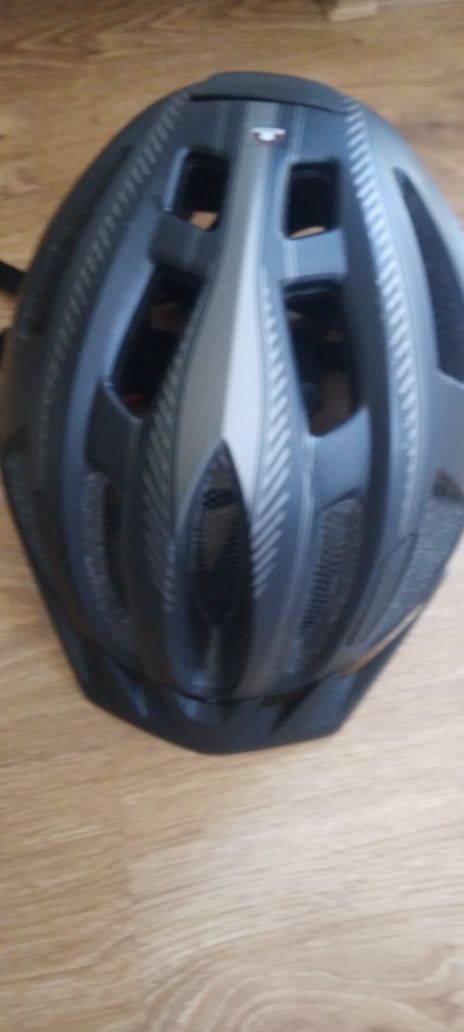 Kask  rowerowy nowy