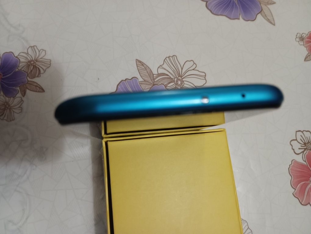 Redmi 9 в хорошому стані. 2500гр. Торг.