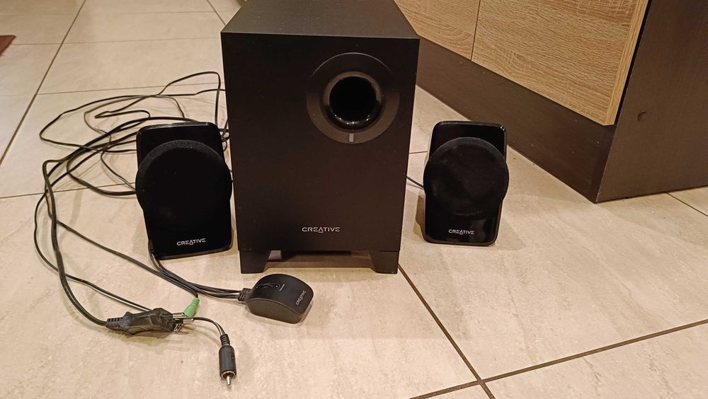 Sprawny głośnik creative a120