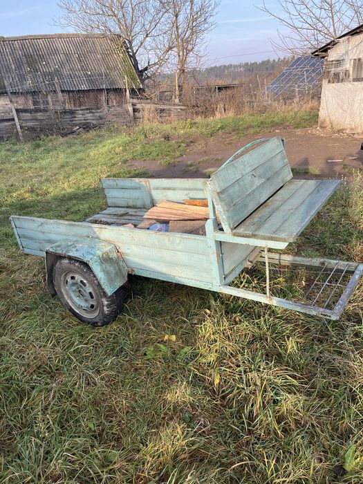 Продам мотоблок , на повному ходу , до нього є багато навісного