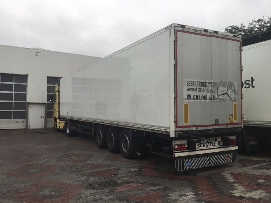Schmitz Cargobull SKO  Naczepa izoterma Schmitz 2012 rok