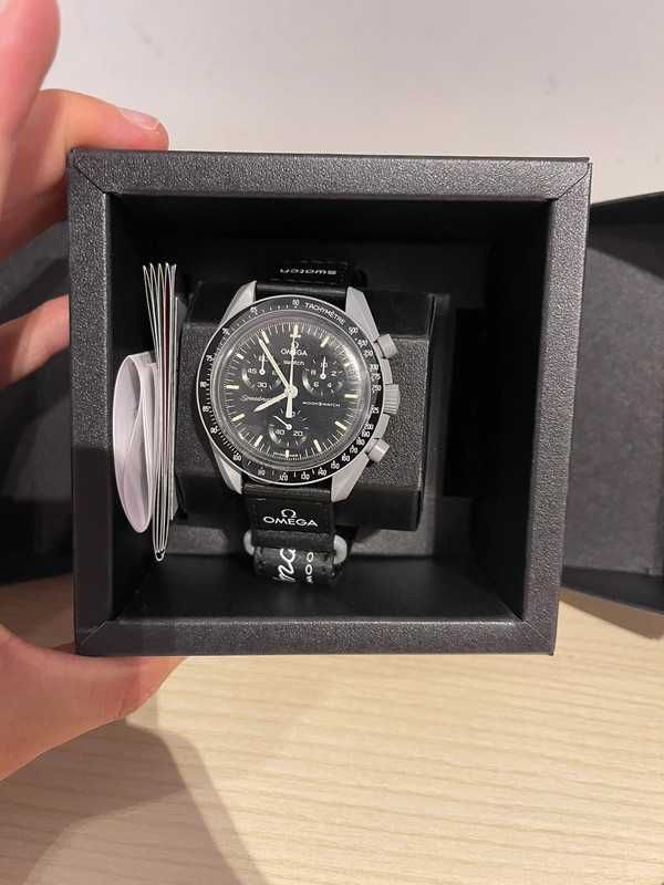 Omega x Swatch SO33M100 Księżyc – Nowoczesny Zegarek z Datownikiem