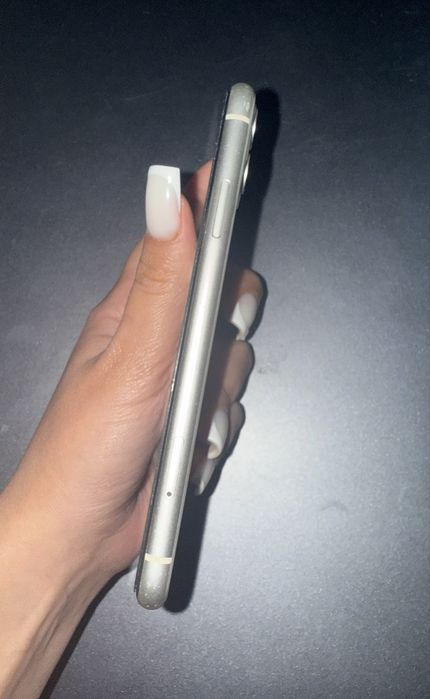 iPhone 11 64 гб  , стан хороший