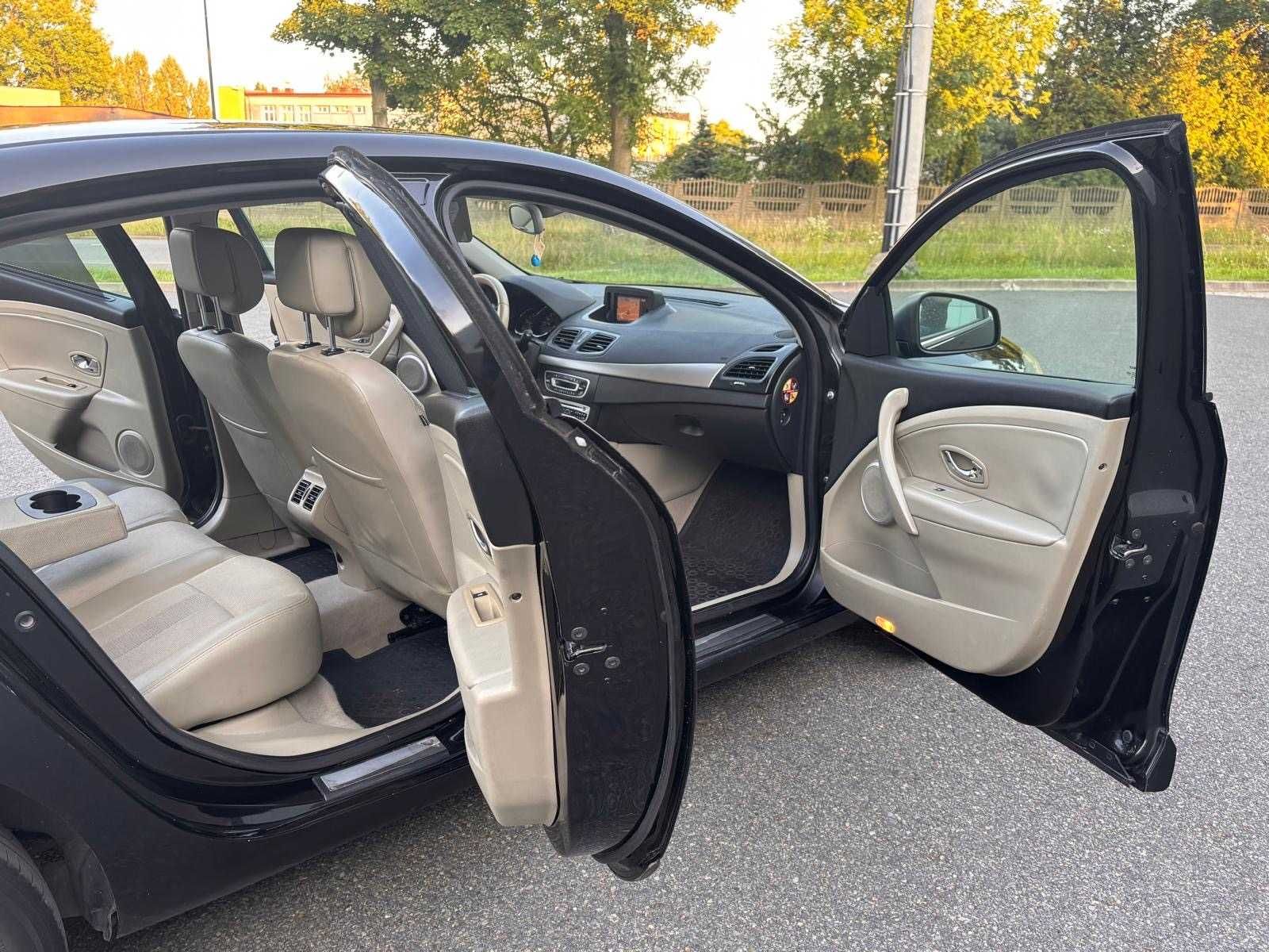 Fluence 1,6 Benzyna-gaz Niski przebieg sprawny i zadbany samochód