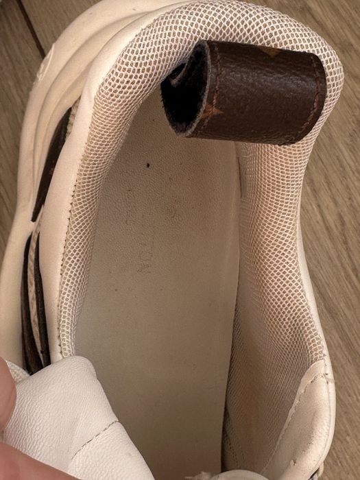 Кросівкі шкіряні