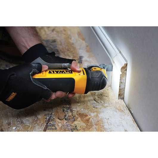 Narzędzie wielofunkcyjne DeWalt DWE315KT 300W + osprzęt 37szt walizka